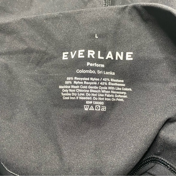Everlane The perform bike shorts size Large Black new with tag - Picture 8 of 11
